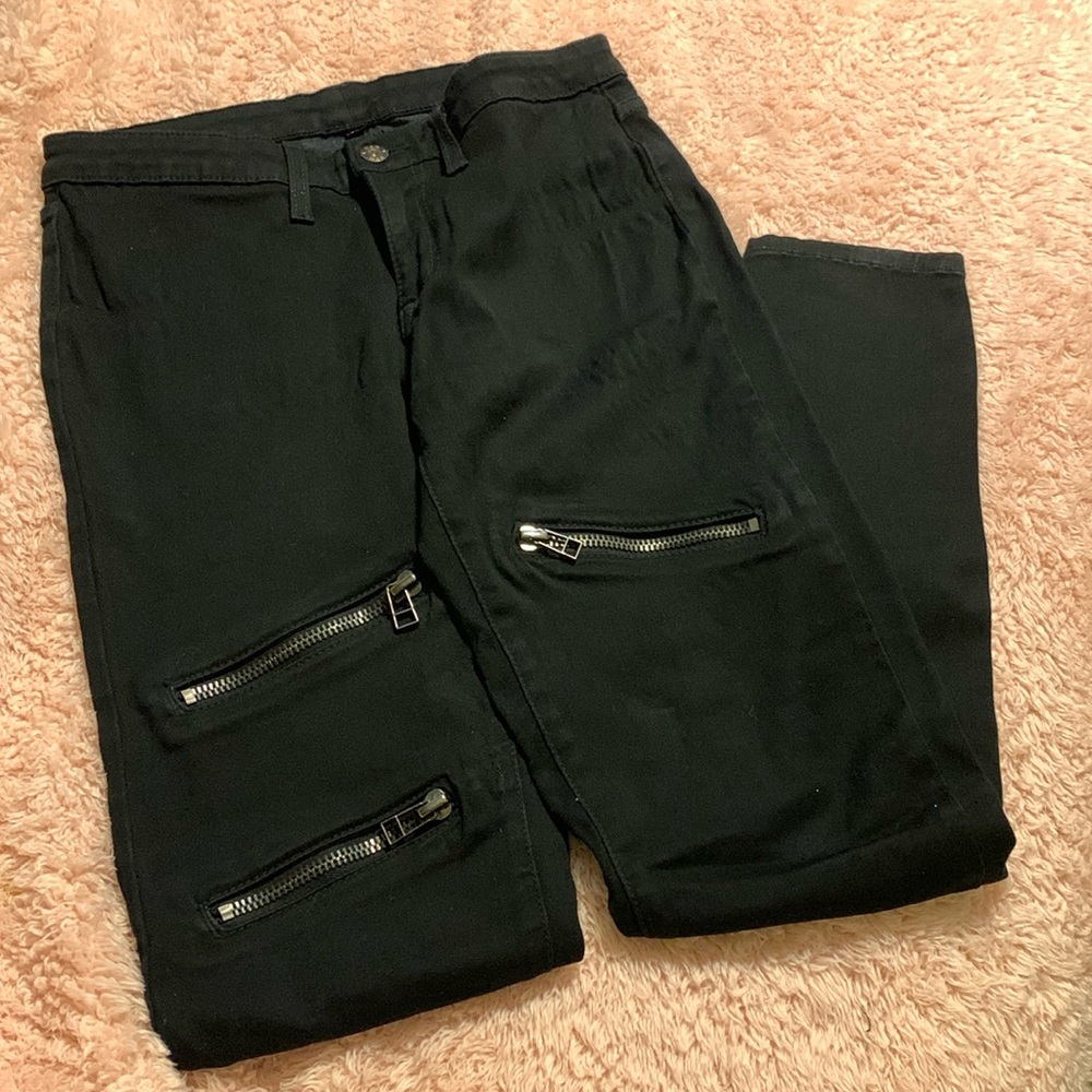 Black carmar jeans with zippers on legs